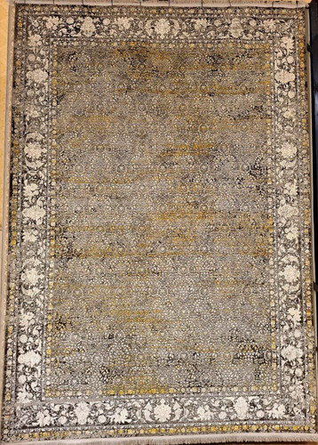 فرش ماشینی زمرد مشهد 1200 شانه تراکم 3600 صددرصد آکریلیک درجه 1 کد 24001